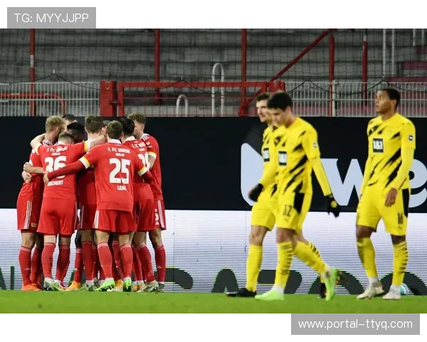 汉堡与柏林联合上演进球大战，半场2-1领先