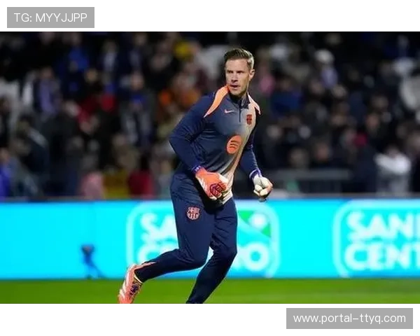 特尔施特根手术后将缺席两个月，赫罗纳门将位置遭重创