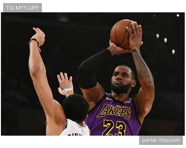 西部动荡！湖人遭重创，签约与召回不断！老詹能否扛起大任？